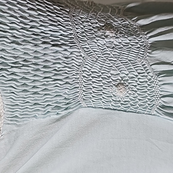 p.jamas maxi night gown‎ prima cotton size medium.  Enbroidery smocking. - Picture 5 of 12